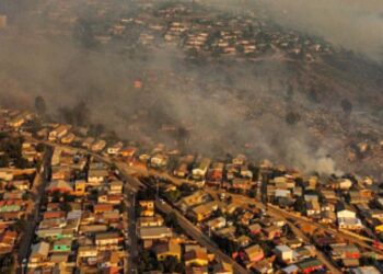 Chile jails firefighter over blaze that killed 137
