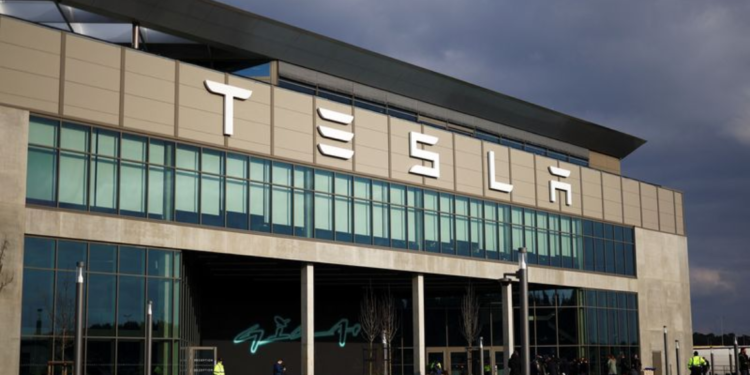 Wedbush expects Tesla shareholder approval of CEO Musk’s pay package to reduce stock overhang
