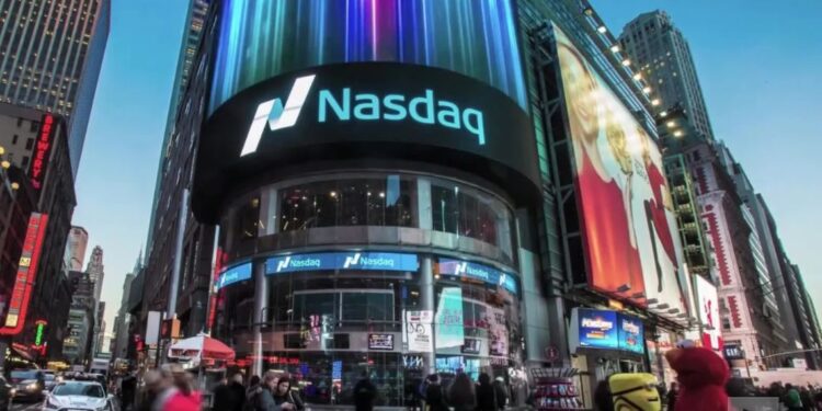 S&P and Nasdaq futures rise as Nvidia extends its rally