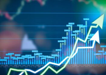 UK stocks gain while the private sector economy is still in expansion