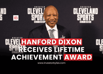 Hanford Dixon Receives Lifetime Achievement Award